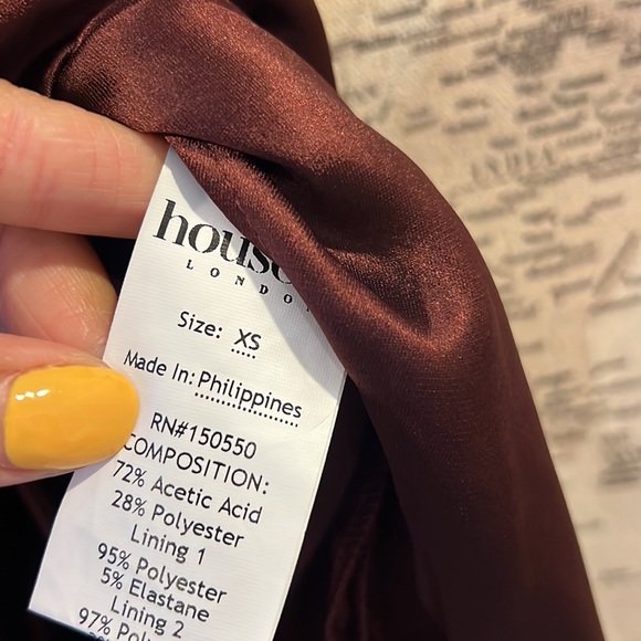 House of CB ‘Reva’ Raisin Satin Gathered Corset Dress Raisin NWOT - Picture 11 of 12